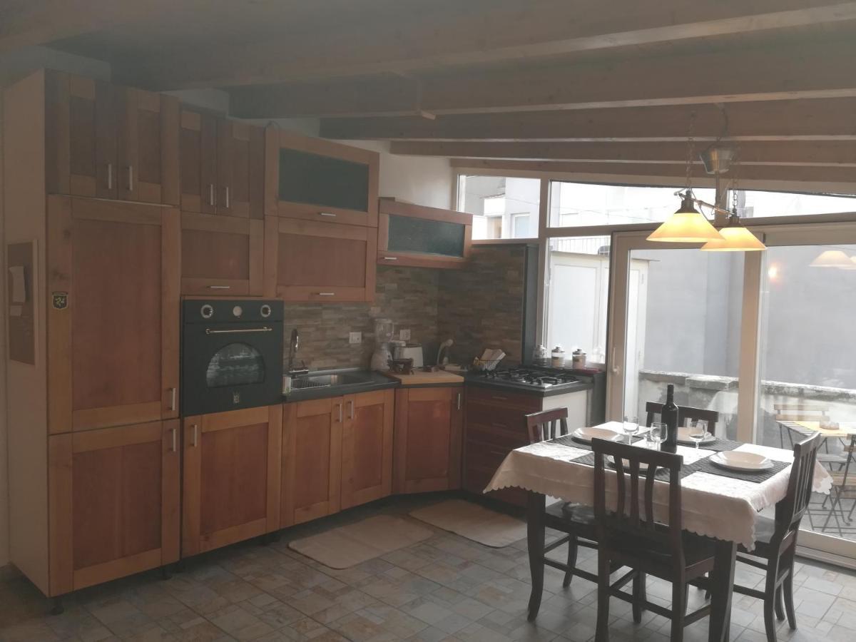 Ferienwohnung La Terrazza Sul Centro CTA Exterior foto